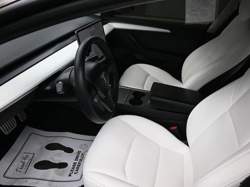 Used 2021 Tesla Model 3 Performance AWD/4WD image 27