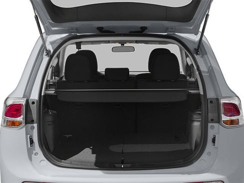Used 2014 Mitsubishi Outlander GT AWD/4WD image 11