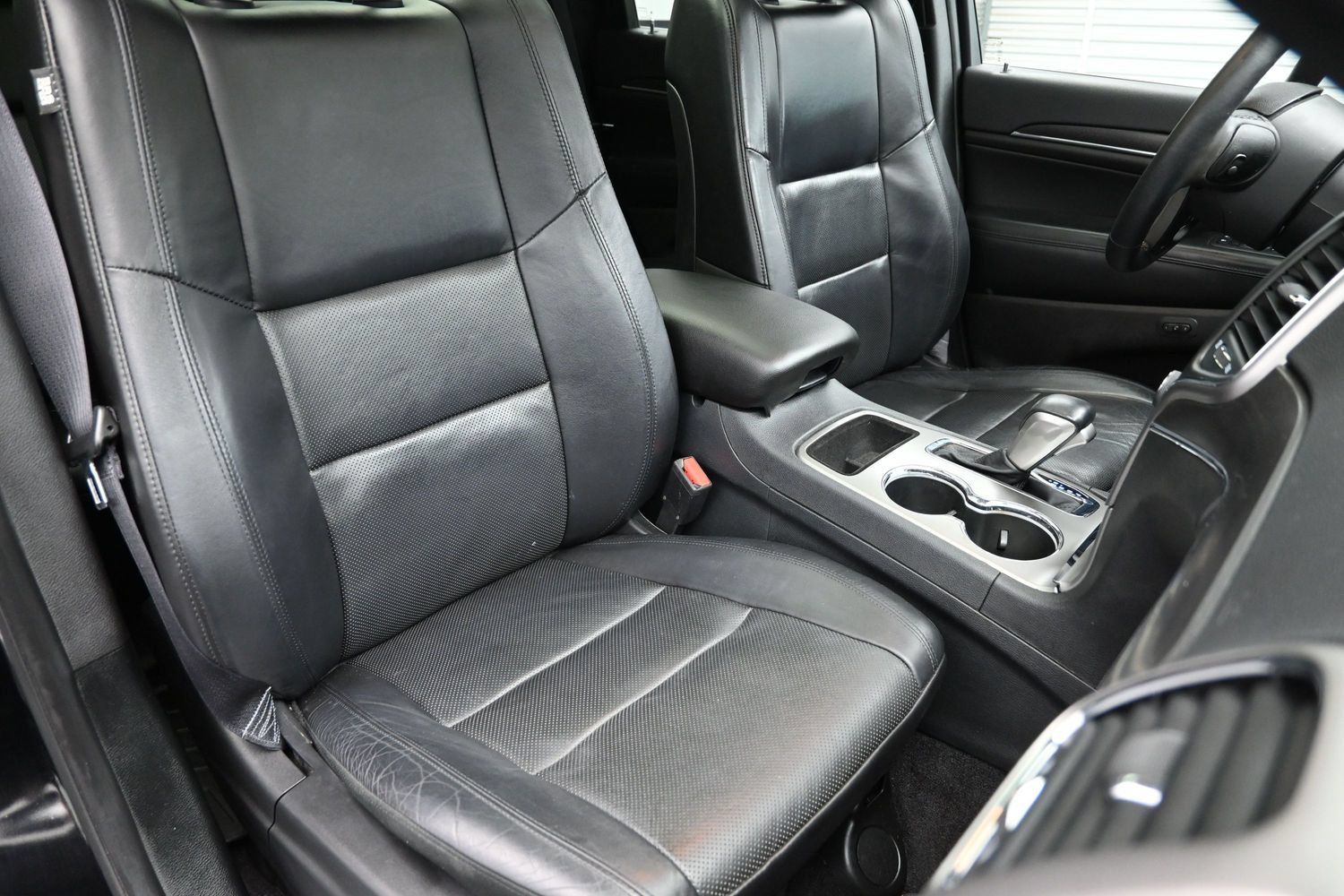 Used 2018 Jeep Grand Cherokee Limited w/ Luxury Group II RWD image 41