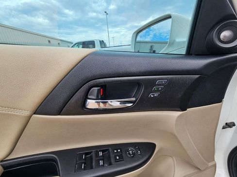 Used 2013 Honda Accord EX-L image 27