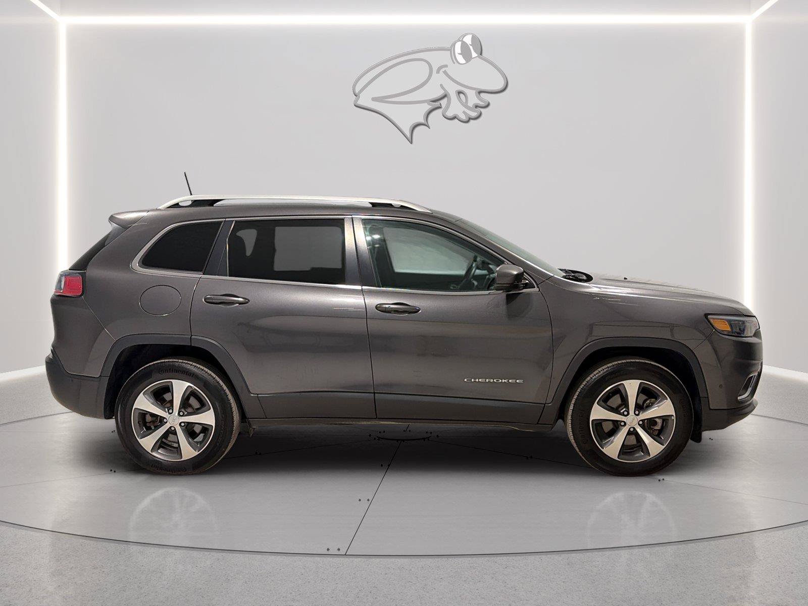 Used 2021 Jeep Cherokee Limited AWD/4WD image 6