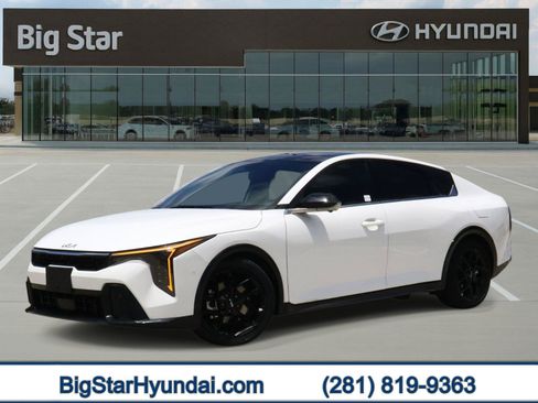 Used 2025 Kia K4 GT-Line Turbo FWD image 1