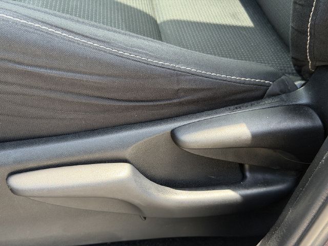 Used 2018 Toyota RAV4 XLE FWD image 22