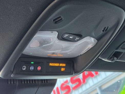 Used 2024 GMC Canyon Elevation RWD image 25