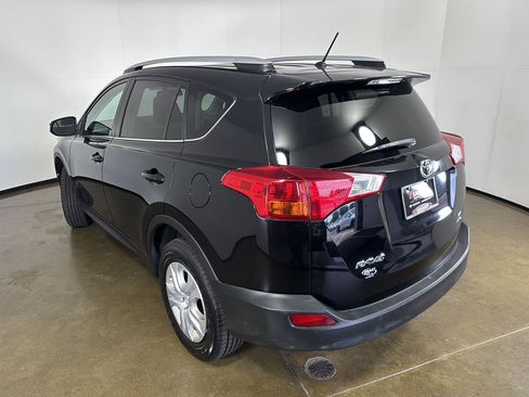 Used 2013 Toyota RAV4 LE AWD/4WD image 12