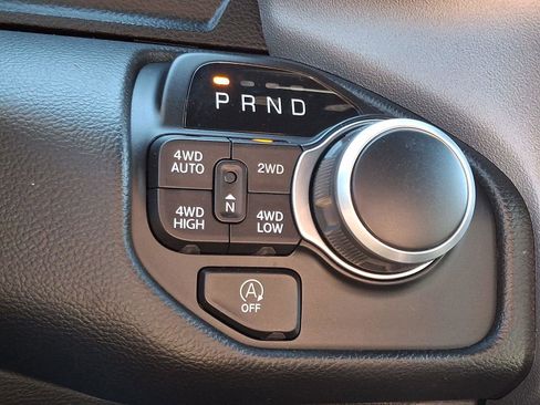 Used 2024 RAM 1500 Big Horn AWD/4WD image 14