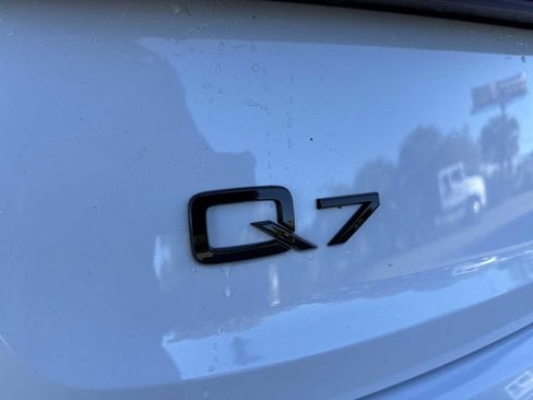 Used 2023 Audi Q7 2.0T Premium Plus w/ Premium Plus Package AWD/4WD image 15