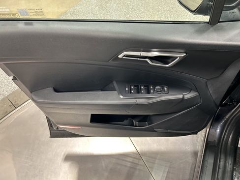 New 2026 Kia Sportage LX image 12