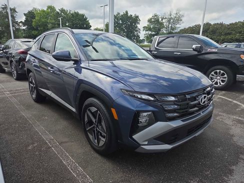 Used 2025 Hyundai Tucson SEL FWD image 1