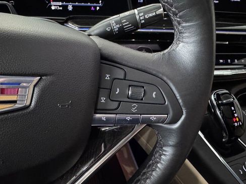 Certified 2023 Cadillac Escalade ESV Premium Luxury w/ Performance Package AWD/4WD image 26