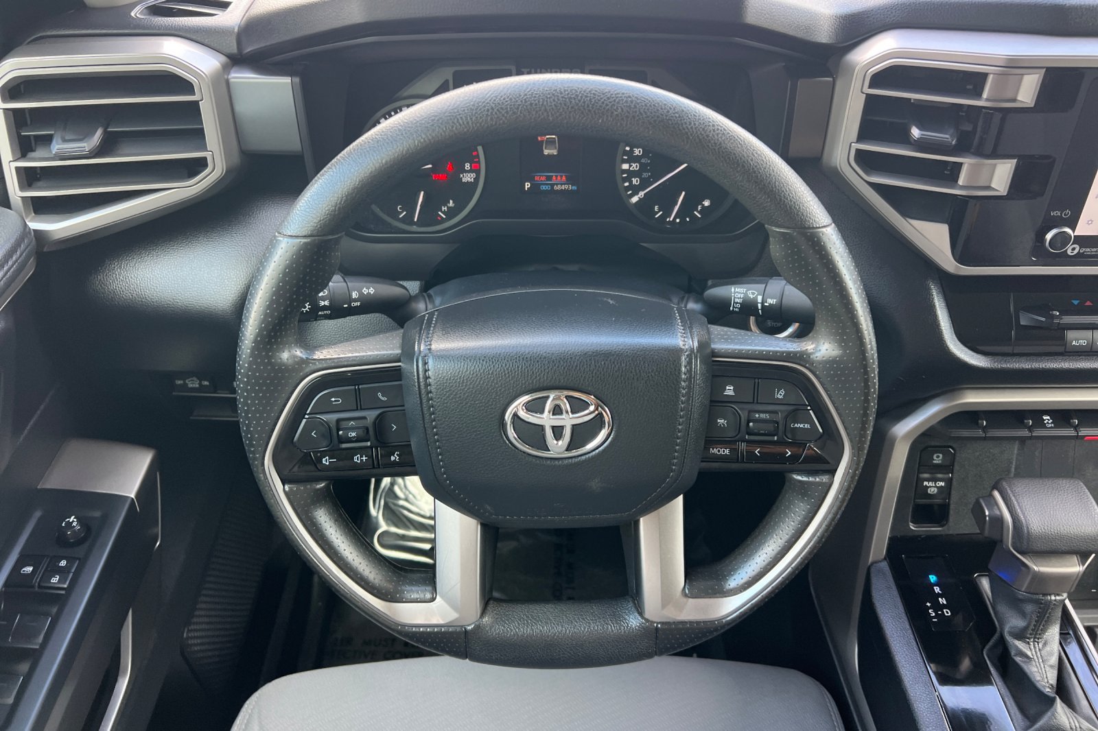 Used 2022 Toyota Tundra SR5 w/ SR5 Convenience Package RWD image 14
