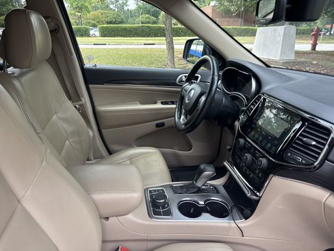 Used 2020 Jeep Grand Cherokee Limited w/ Trailer Tow Group IV AWD/4WD image 33