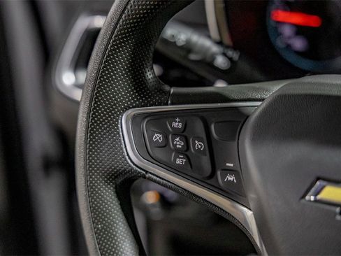 Used 2023 Chevrolet Equinox LT w/ LPO, Floor Liner Package image 15