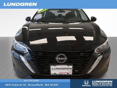 Used 2024 Nissan Sentra SV FWD image 34