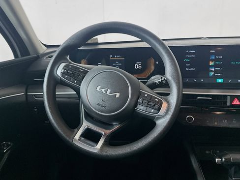 Used 2025 Kia K5 LXS image 18