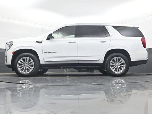 Used 2024 GMC Yukon SLT w/ SLT Luxury Package AWD/4WD image 27