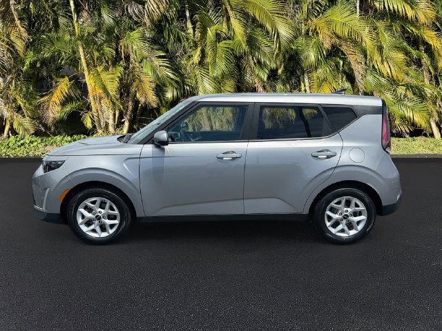 Used 2024 Kia Soul LX w/ Option Group 015 FWD image 8