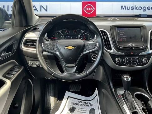 Used 2021 Chevrolet Equinox LT image 8
