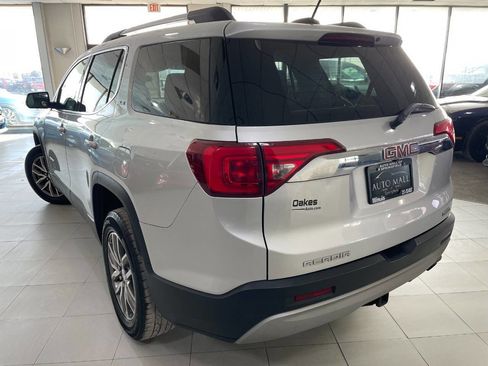 Used 2017 GMC Acadia SLE image 5