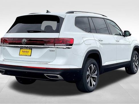 New 2025 Volkswagen Atlas SE image 15
