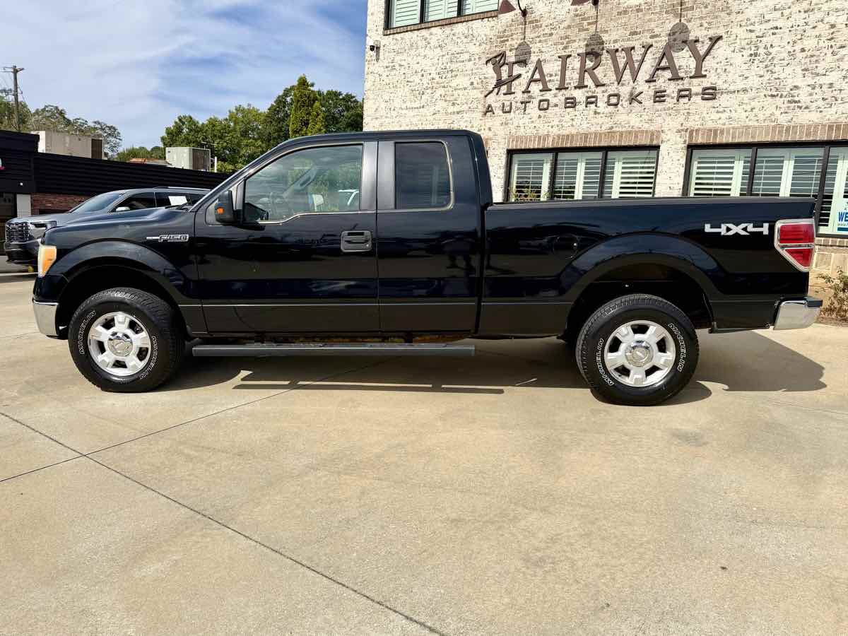 Used 2011 Ford F150 XLT w/ XLT Convenience Pkg AWD/4WD image 10