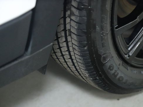 Certified 2024 Nissan Kicks SR image 35