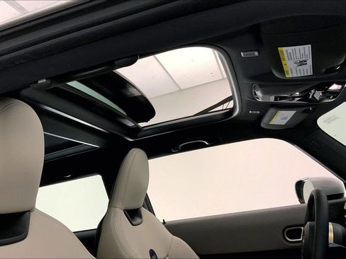 Certified 2025 MINI Cooper S image 26