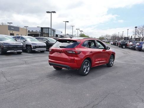 Used 2024 Ford Escape ST-Line w/ Tech Pack #1 AWD/4WD image 7