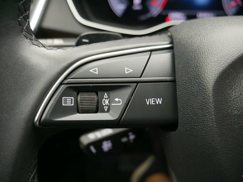 Certified 2023 Audi Q5 2.0T Prestige AWD/4WD image 39