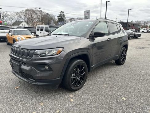 Used 2022 Jeep Compass Altitude image 7