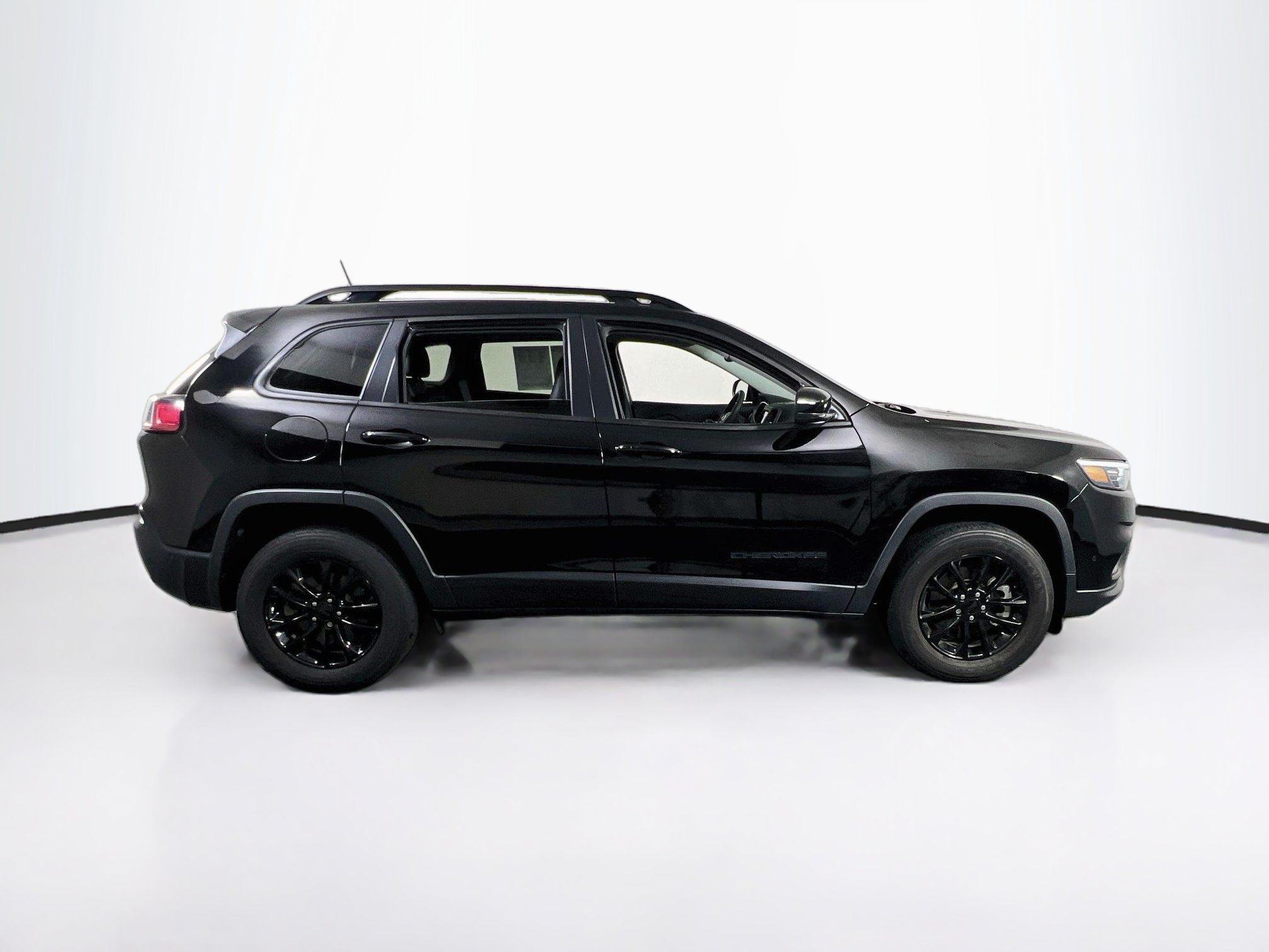 Used 2023 Jeep Cherokee Altitude Lux w/ Lux Elite Package AWD/4WD image 4