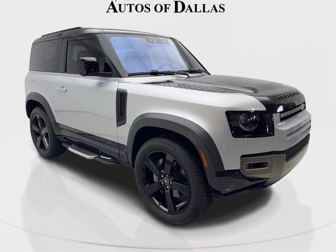 Used 2021 Land Rover Defender 90 X-Dynamic S image 13