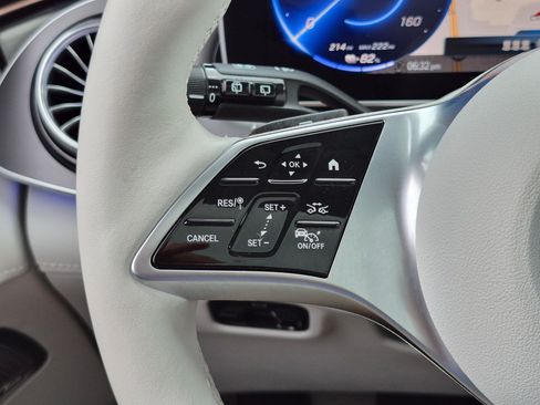 Certified 2023 Mercedes-Benz EQE 500 4MATIC SUV image 19