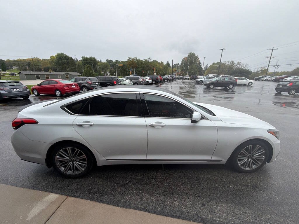 Used 2018 Genesis G80 3.8 RWD image 5