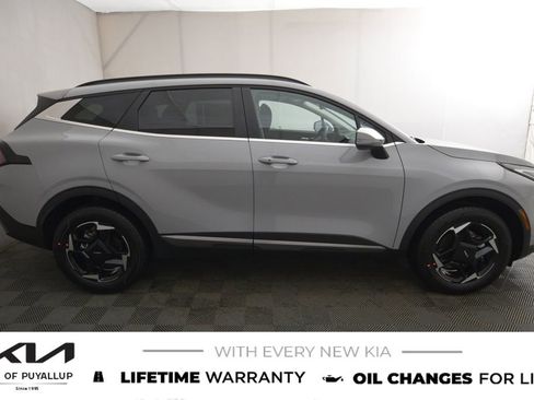 New 2026 Kia Sportage EX image 4