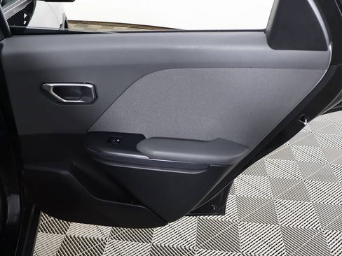 Used 2025 Kia K4 EX image 21