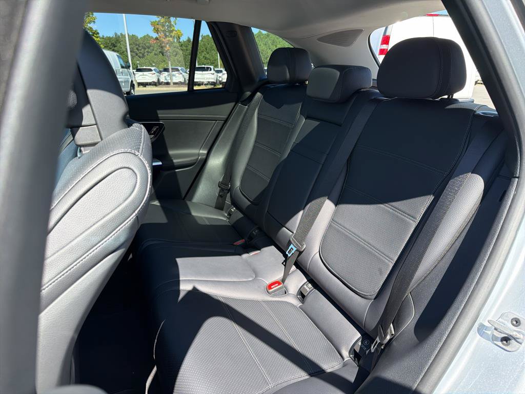 Used 2023 Mercedes-Benz GLC 300 4MATIC image 24