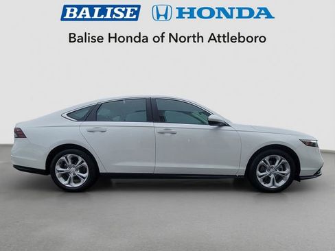 Used 2025 Honda Accord LX image 9
