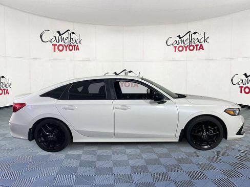 Used 2023 Honda Civic Sport image 8
