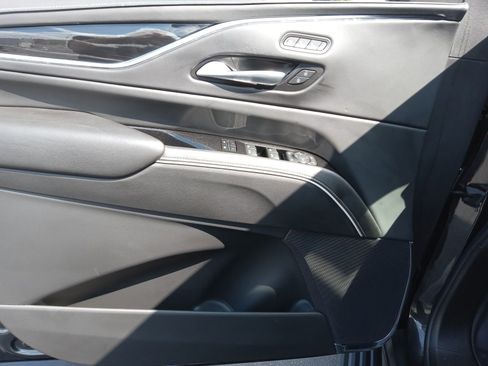 Used 2024 Cadillac Escalade V w/ Heavy-Duty Trailer Package image 10