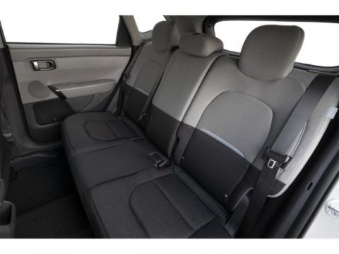 Certified 2027 Kia Seltos LX FWD image 15