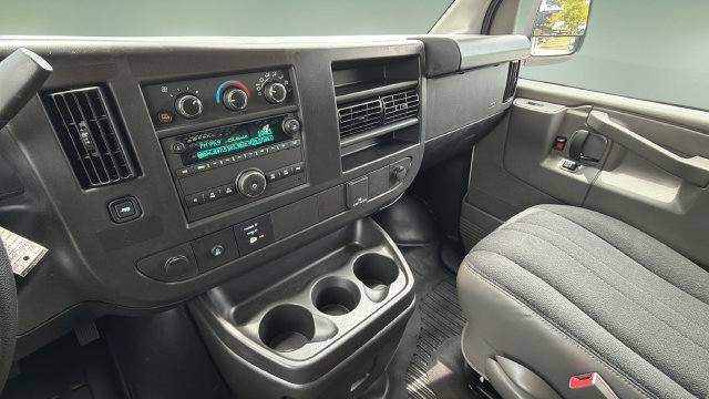 Used 2025 Chevrolet Express 2500 w/ Driver Convenience Package RWD image 25