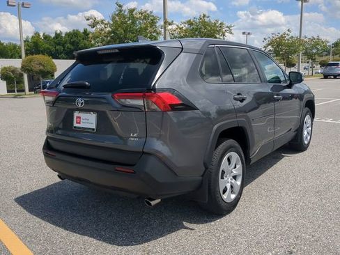 Certified 2024 Toyota RAV4 LE AWD/4WD image 4