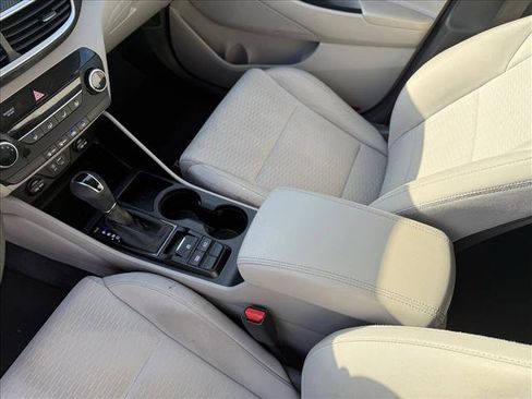 Certified 2021 Hyundai Tucson SE FWD image 13