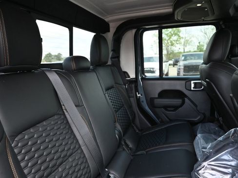 New 2026 Jeep Gladiator Mojave AWD/4WD image 20