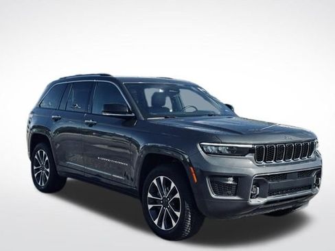 Used 2022 Jeep Grand Cherokee Overland AWD/4WD image 4