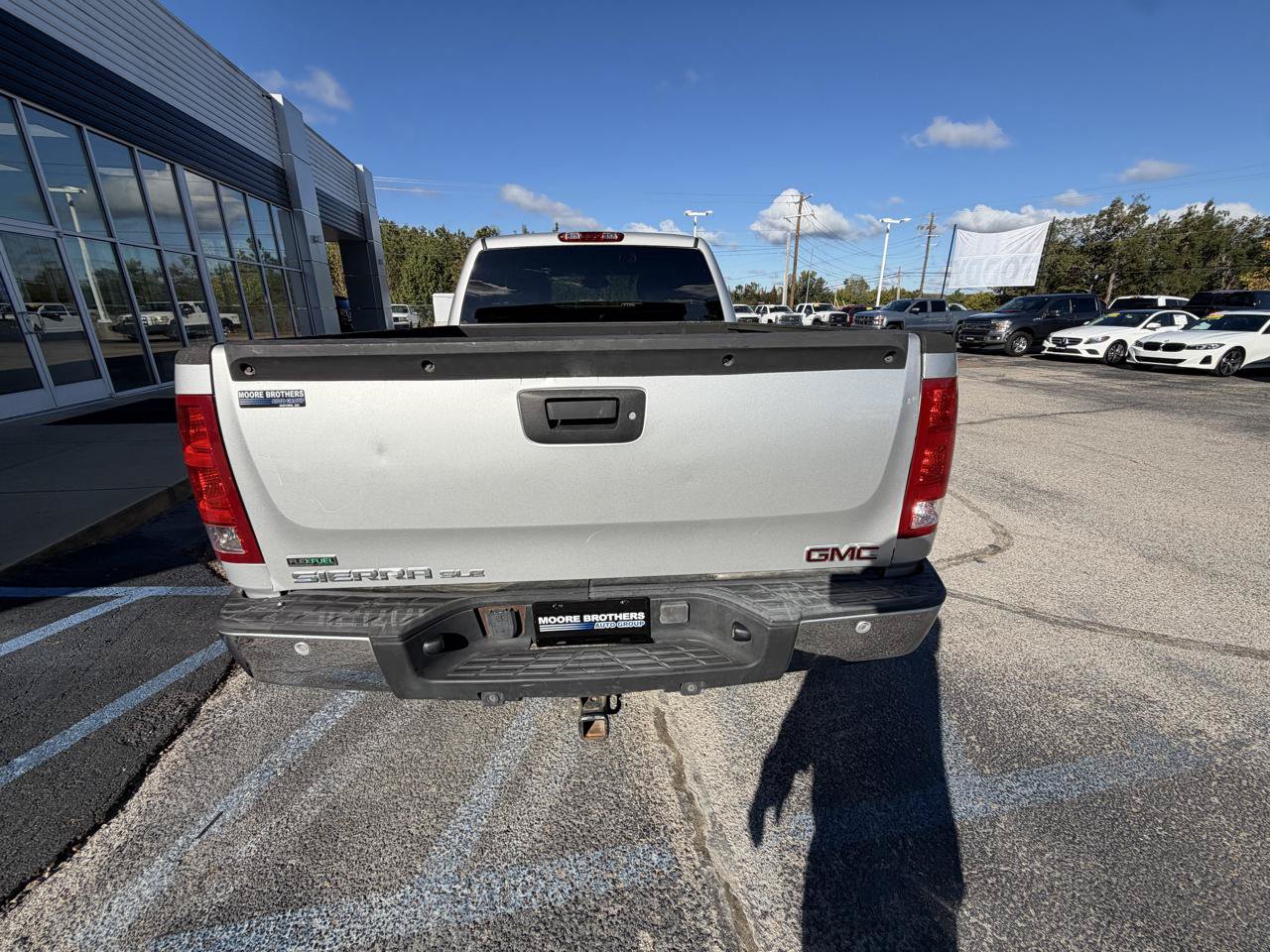 Used 2010 GMC Sierra 1500 SLE w/ Power Pack Plus AWD/4WD image 7