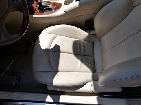 Used 2007 Mercedes-Benz CLK 350 2dr Coupe 3.5L image 16