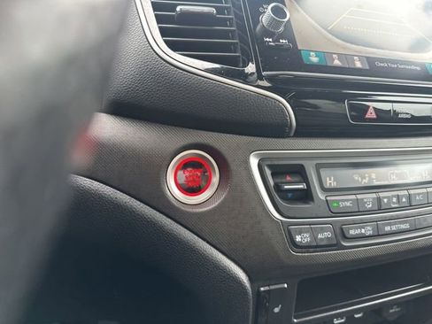 Used 2024 Honda Ridgeline TrailSport image 32