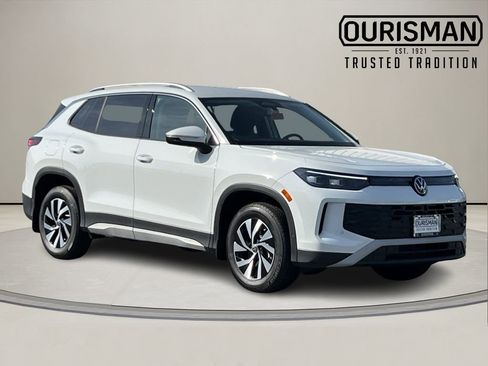 New 2025 Volkswagen Tiguan S image 1